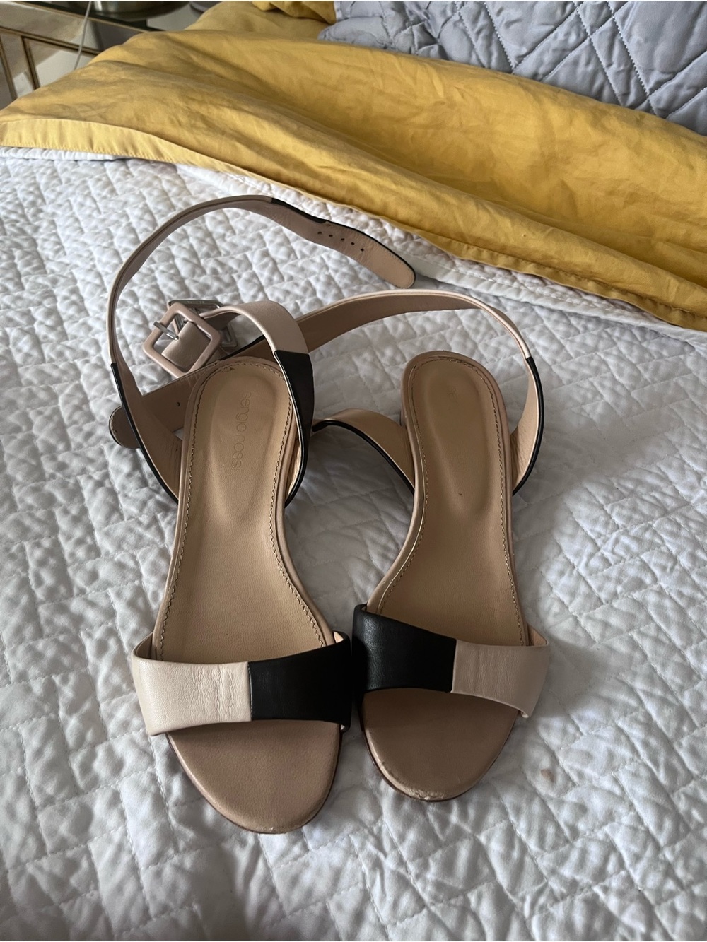 🖤SERGIO ROSSI🖤Women’s Two-Tone Black and Beige Ankle Strap 👡 36